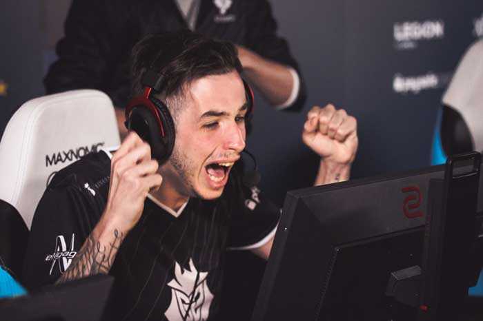 冠军奠定了 冠军奠定了