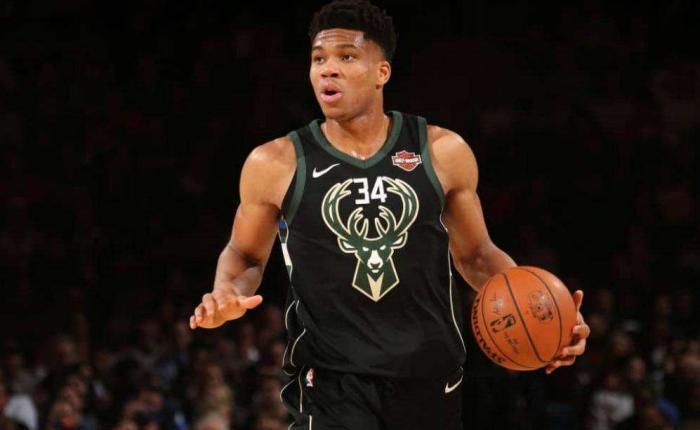 他在禁区外 他在禁区外